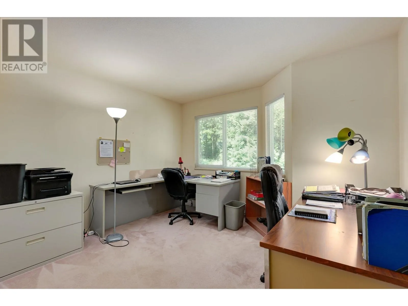 16 101 PARKSIDE DRIVE