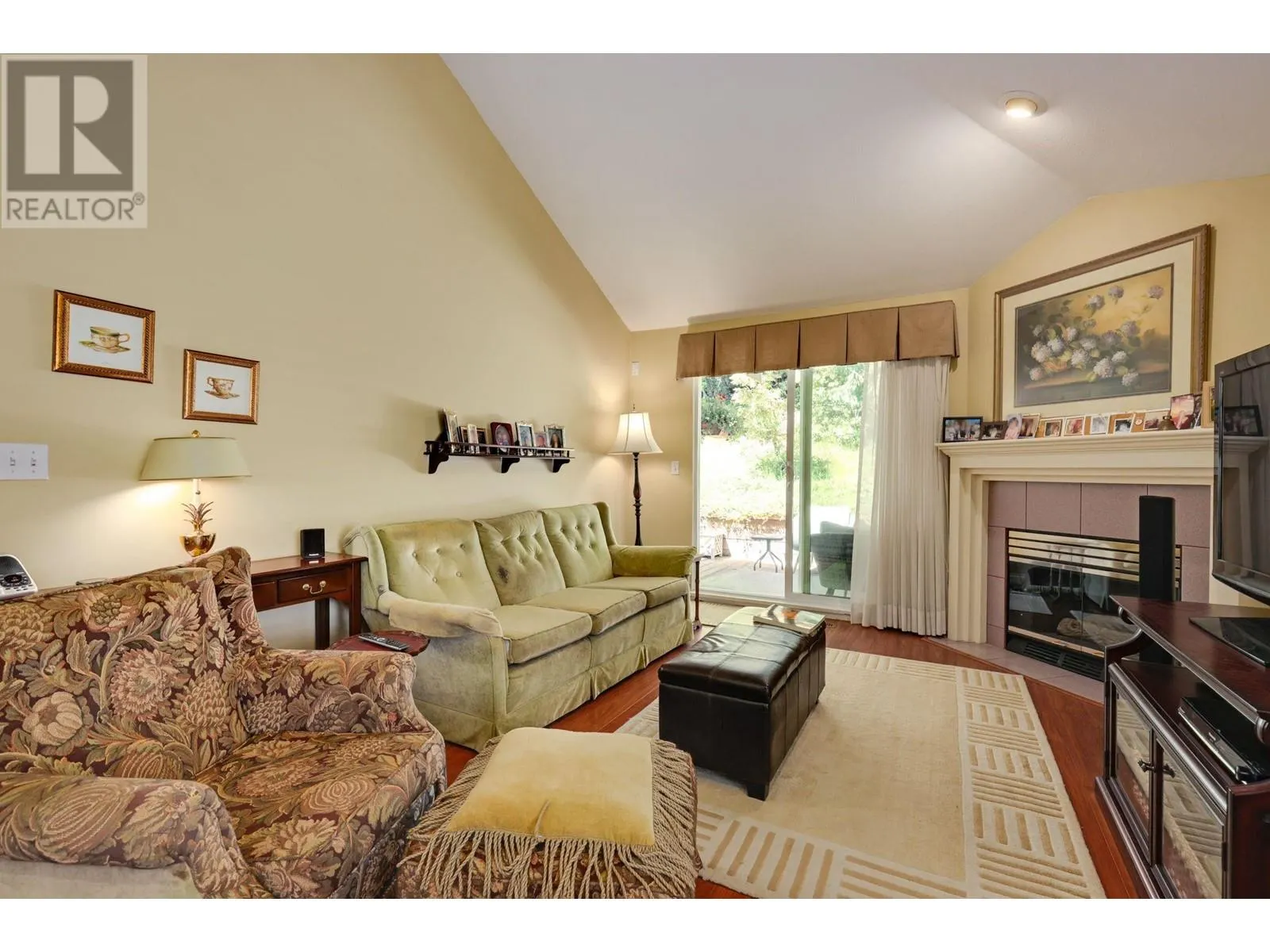 16 101 PARKSIDE DRIVE