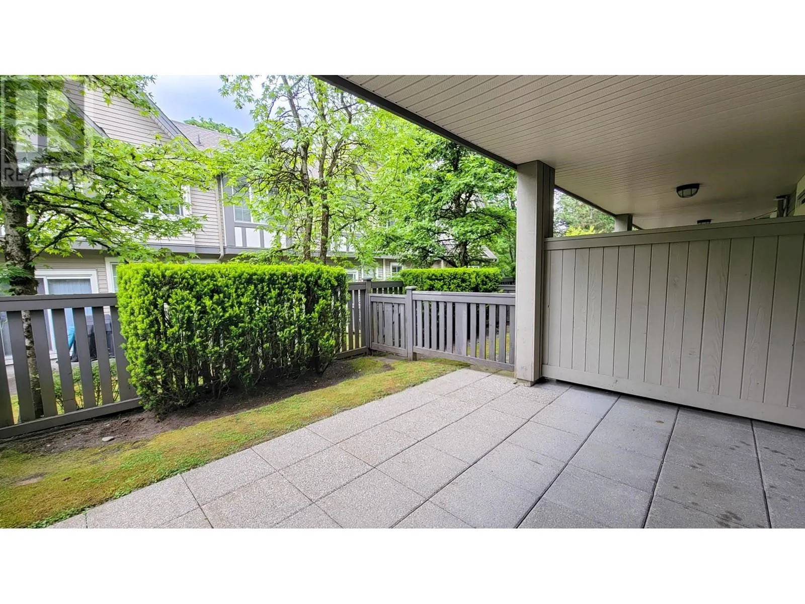 24 8533 CUMBERLAND PLACE
