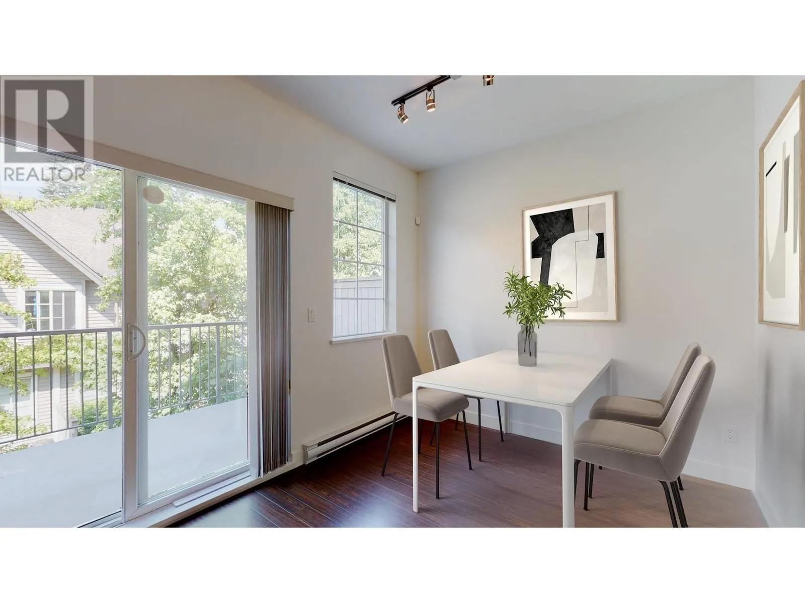 24 8533 CUMBERLAND PLACE