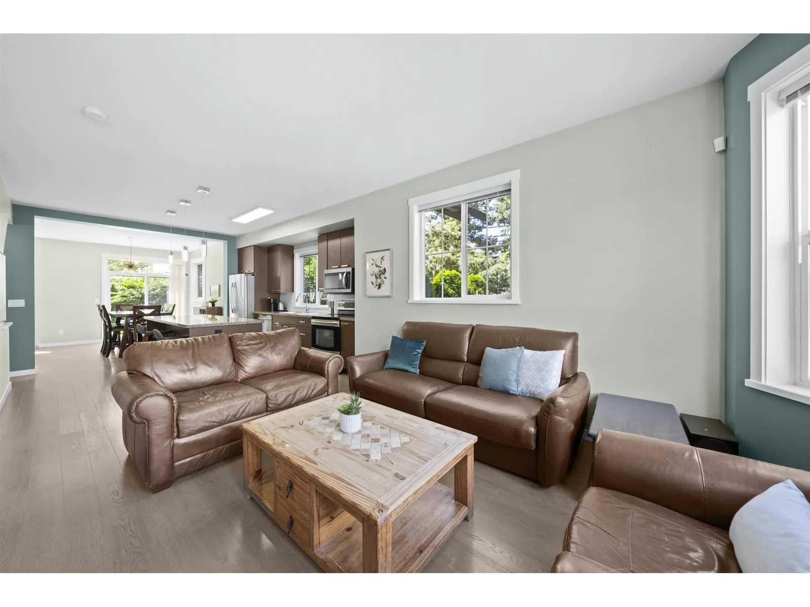 83 14838 61 AVENUE
