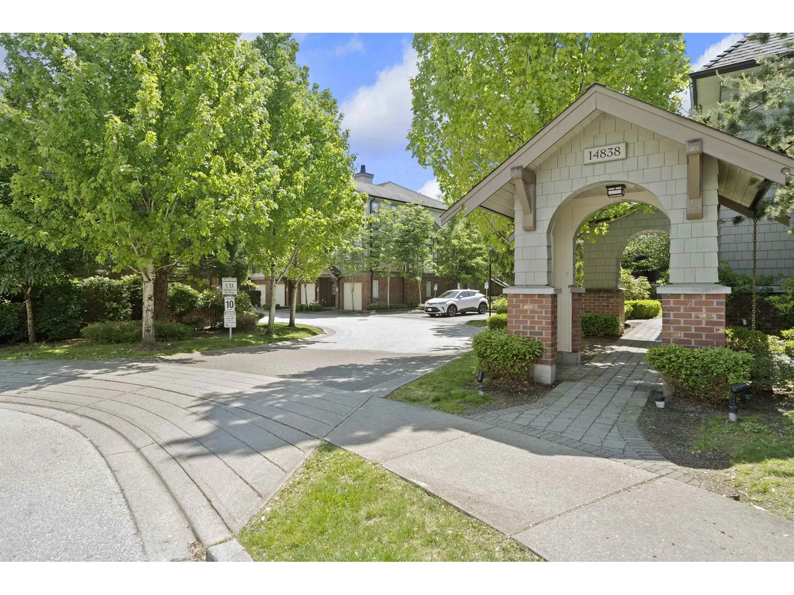 83 14838 61 AVENUE