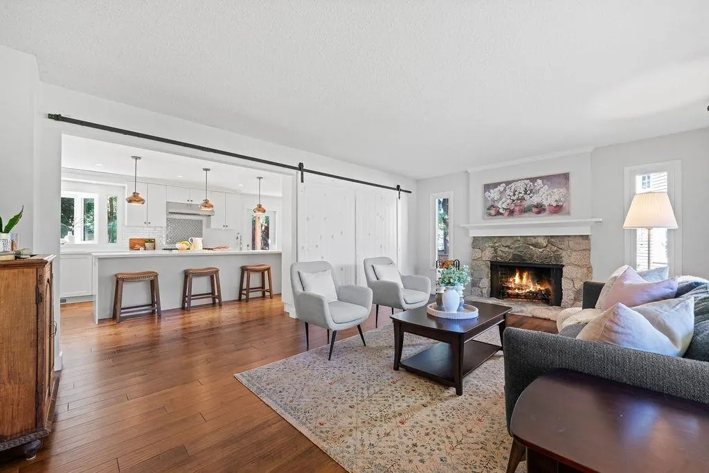 1747 AMBLE GREENE DRIVE