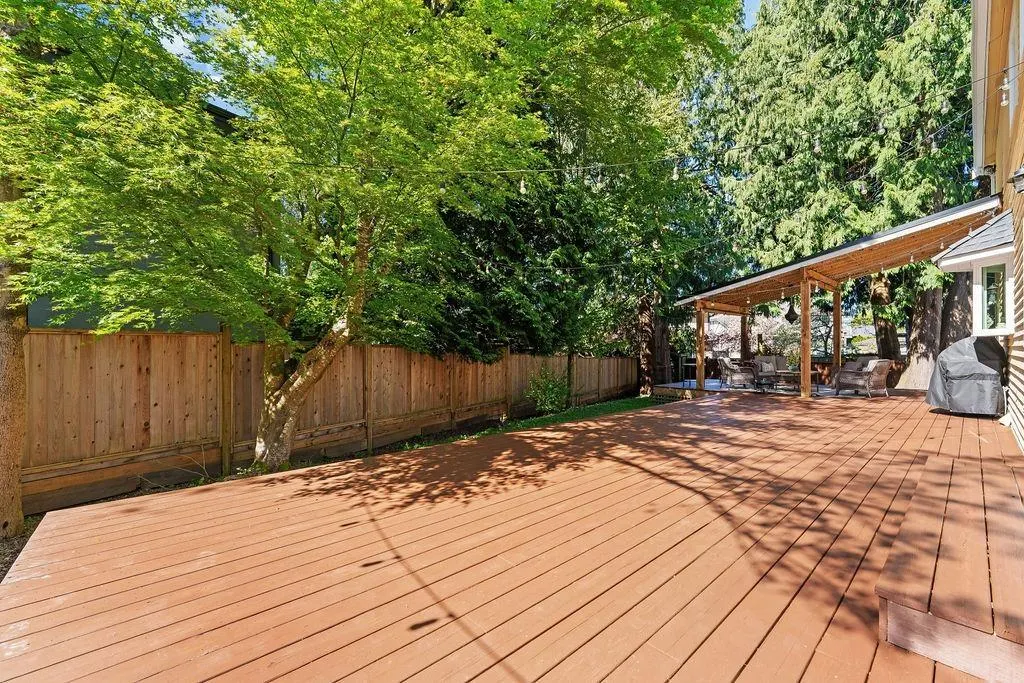 1747 AMBLE GREENE DRIVE