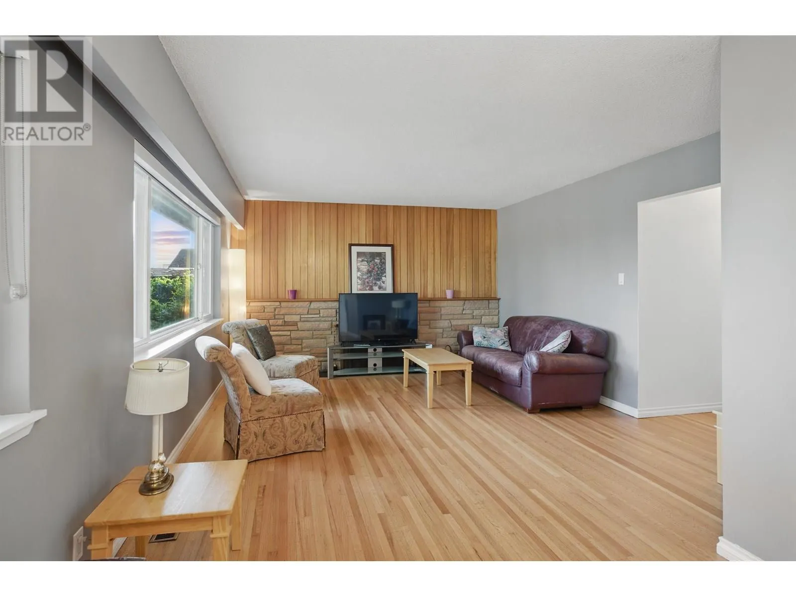 479 E 29TH STREET