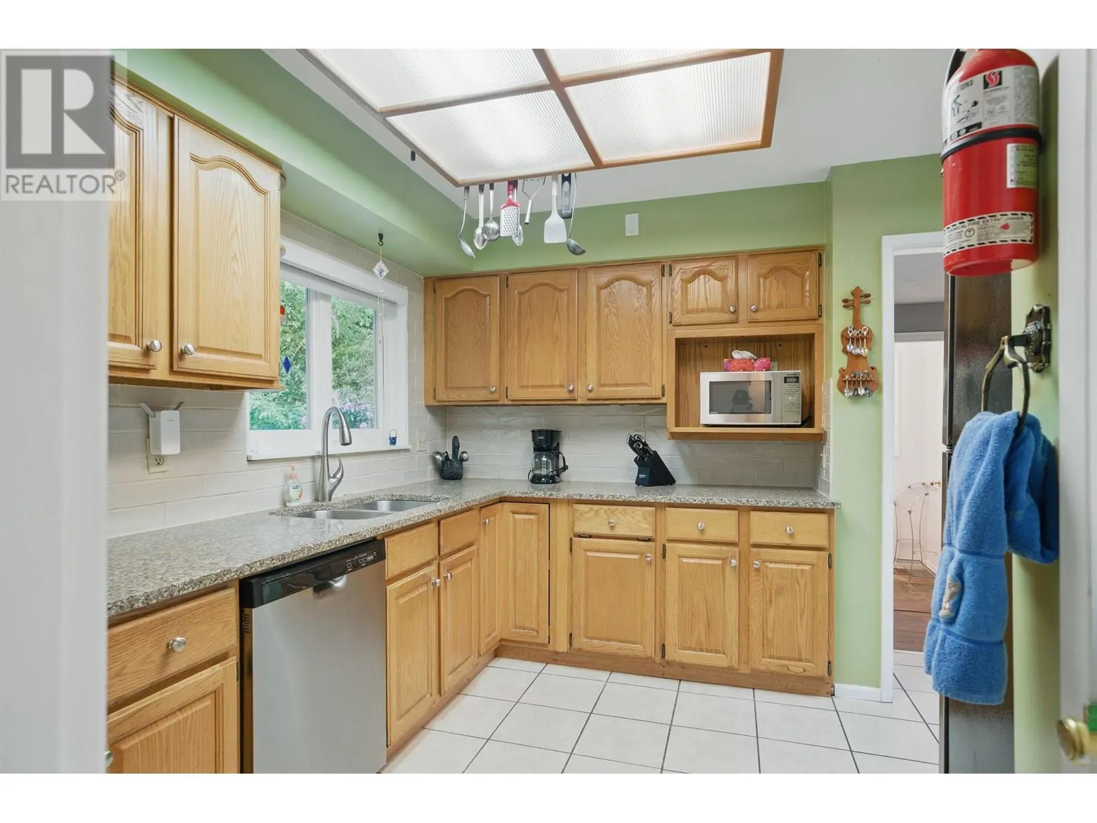 479 E 29TH STREET
