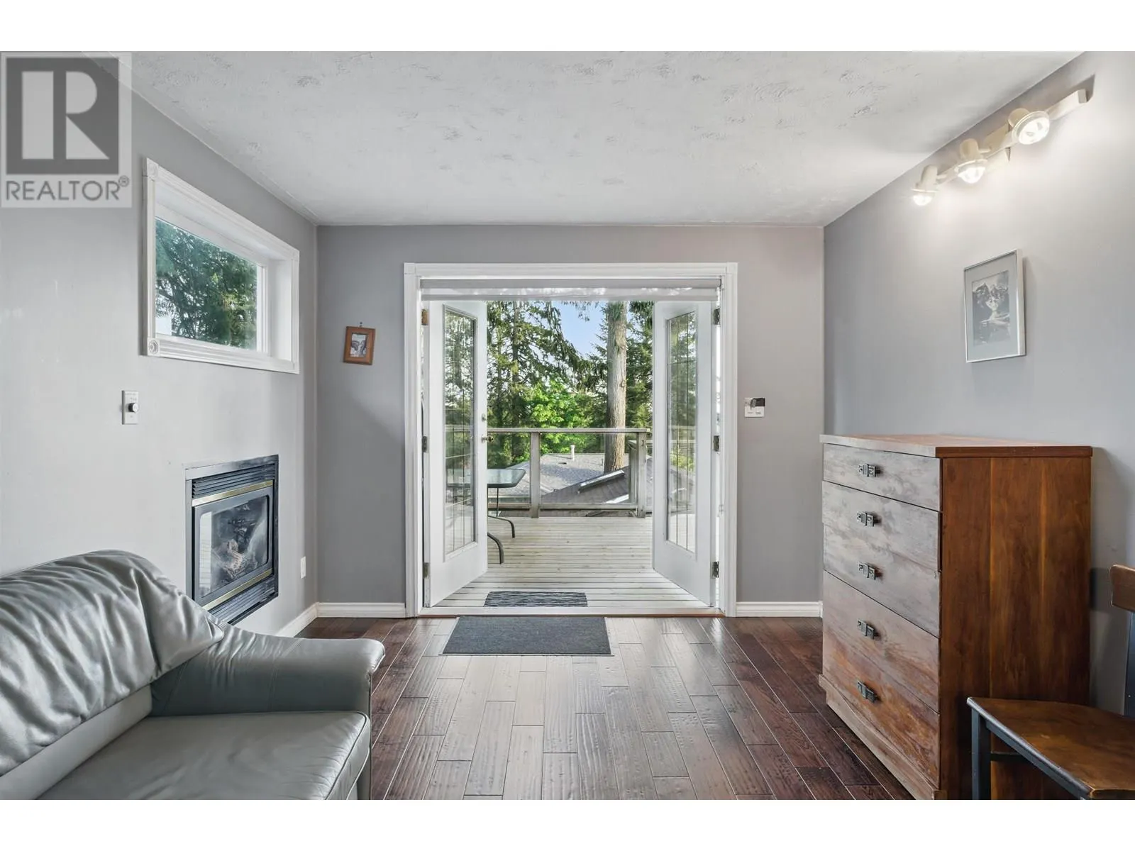 479 E 29TH STREET