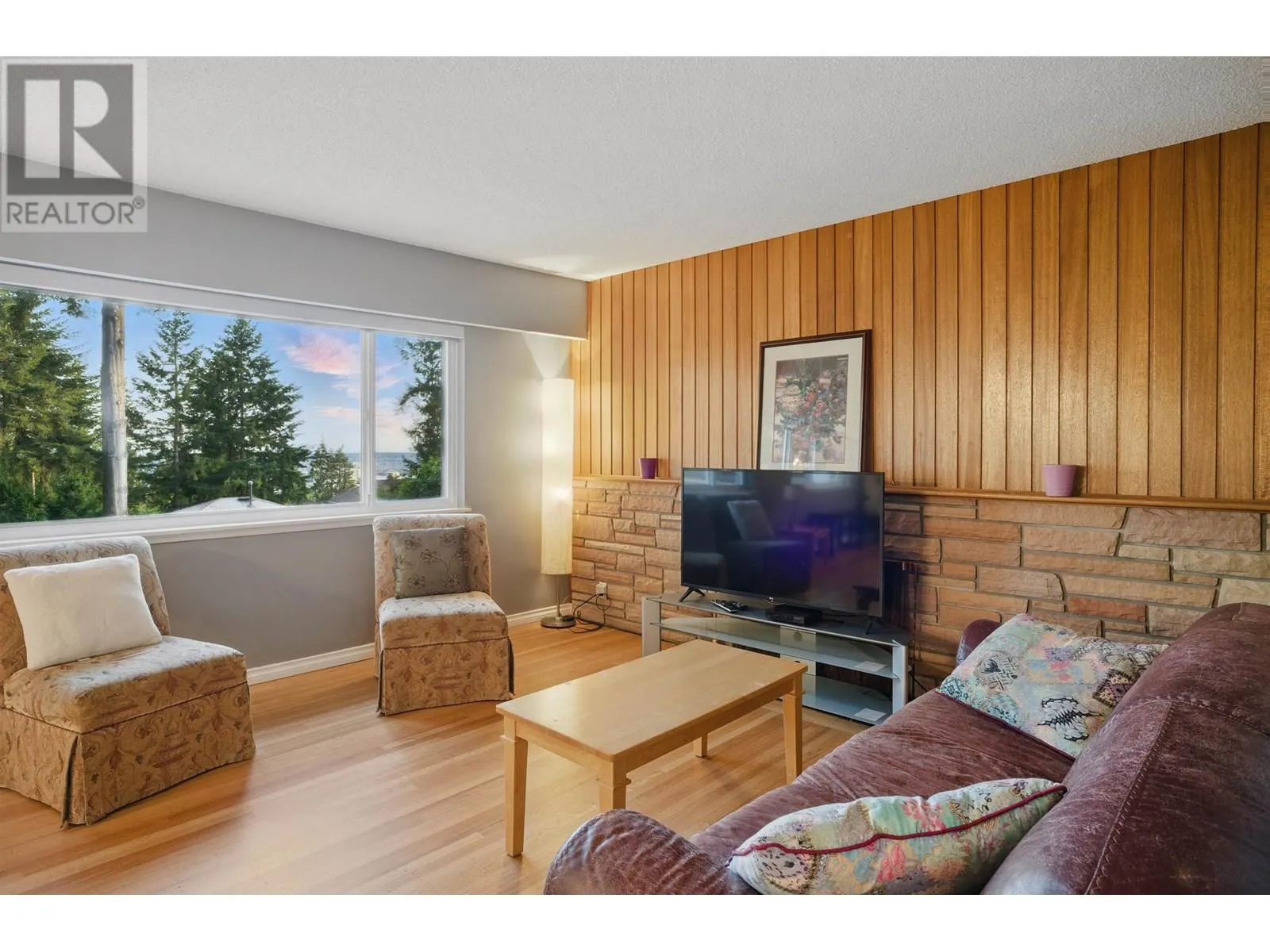 479 E 29TH STREET