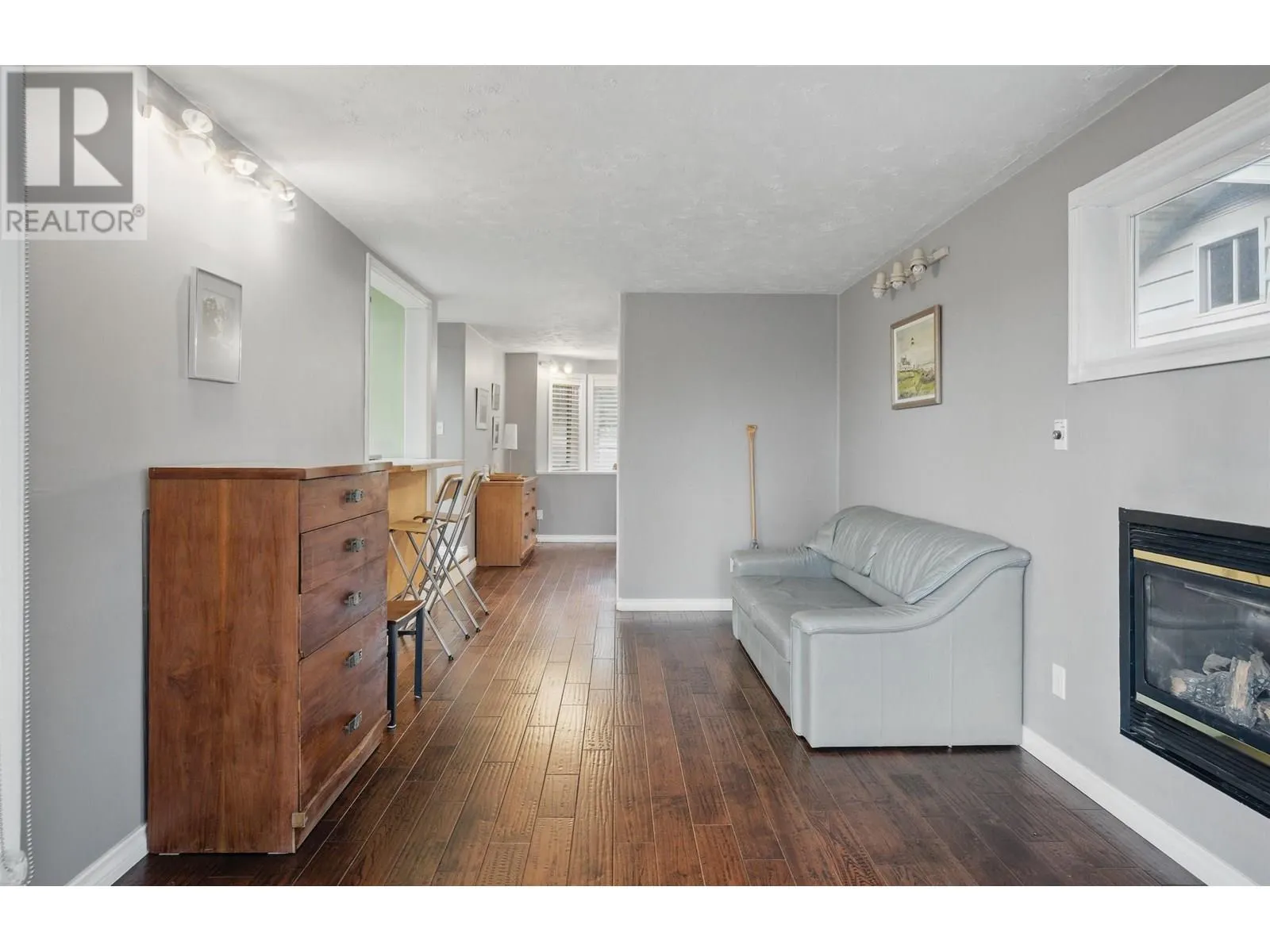 479 E 29TH STREET