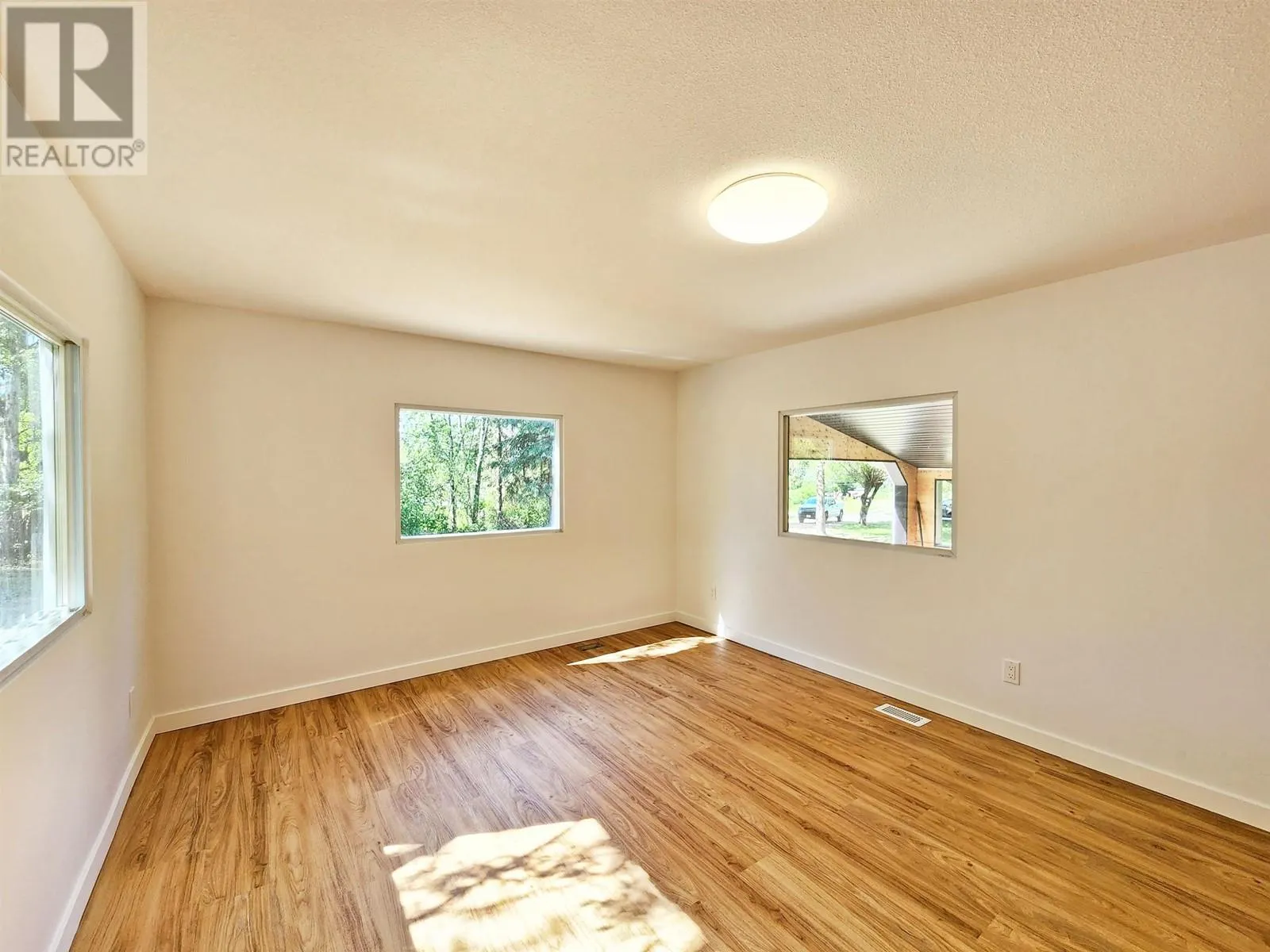 3123 KEITH ROAD