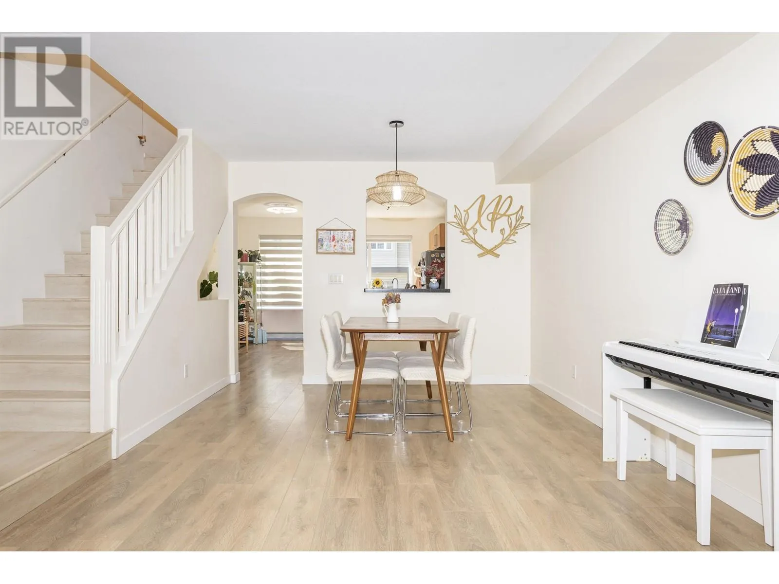 36 3368 MORREY COURT