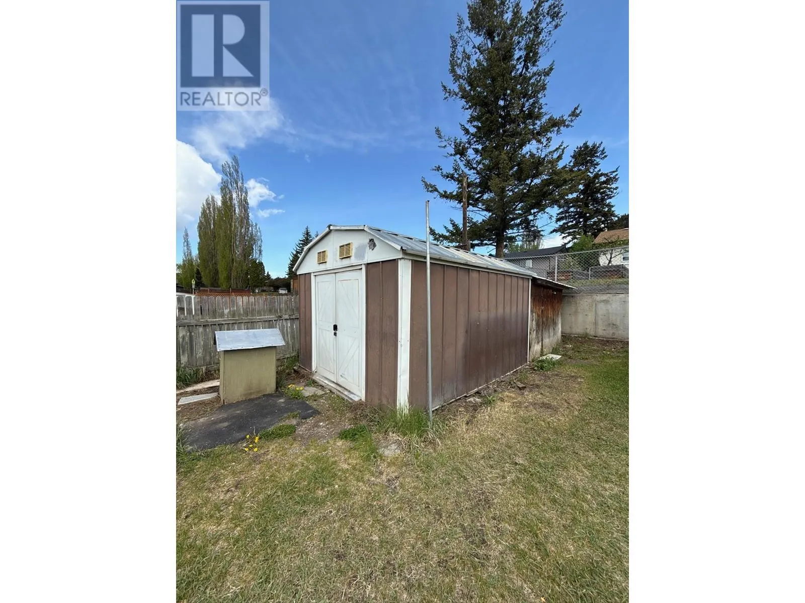 980 WESTERN AVENUE