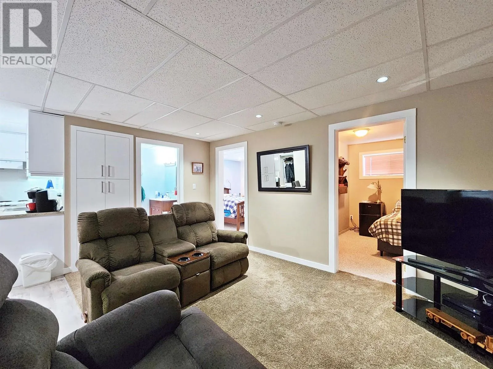 2312 WEST FRASER ROAD