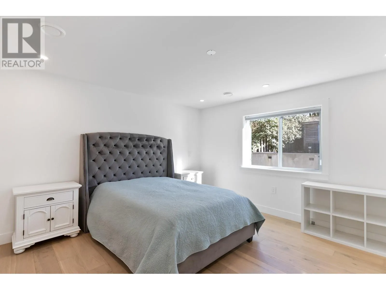 2314 ONEIDA DRIVE