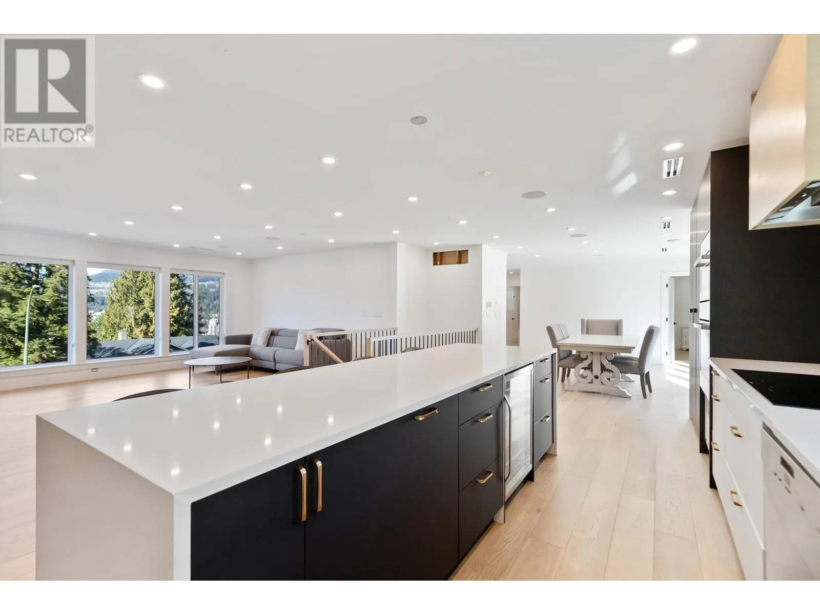 2314 ONEIDA DRIVE