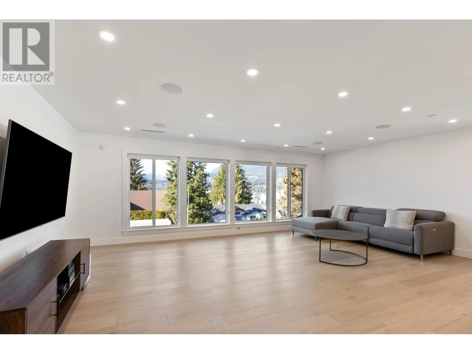 2314 ONEIDA DRIVE
