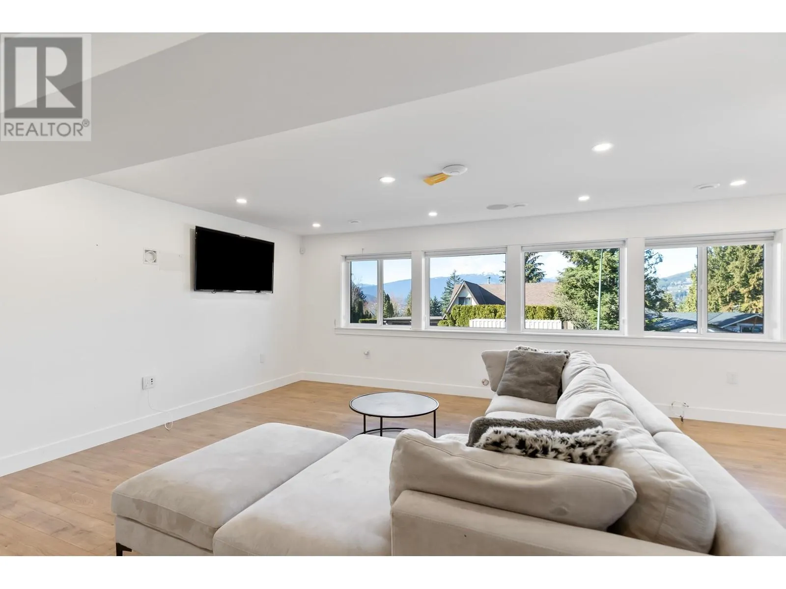 2314 ONEIDA DRIVE
