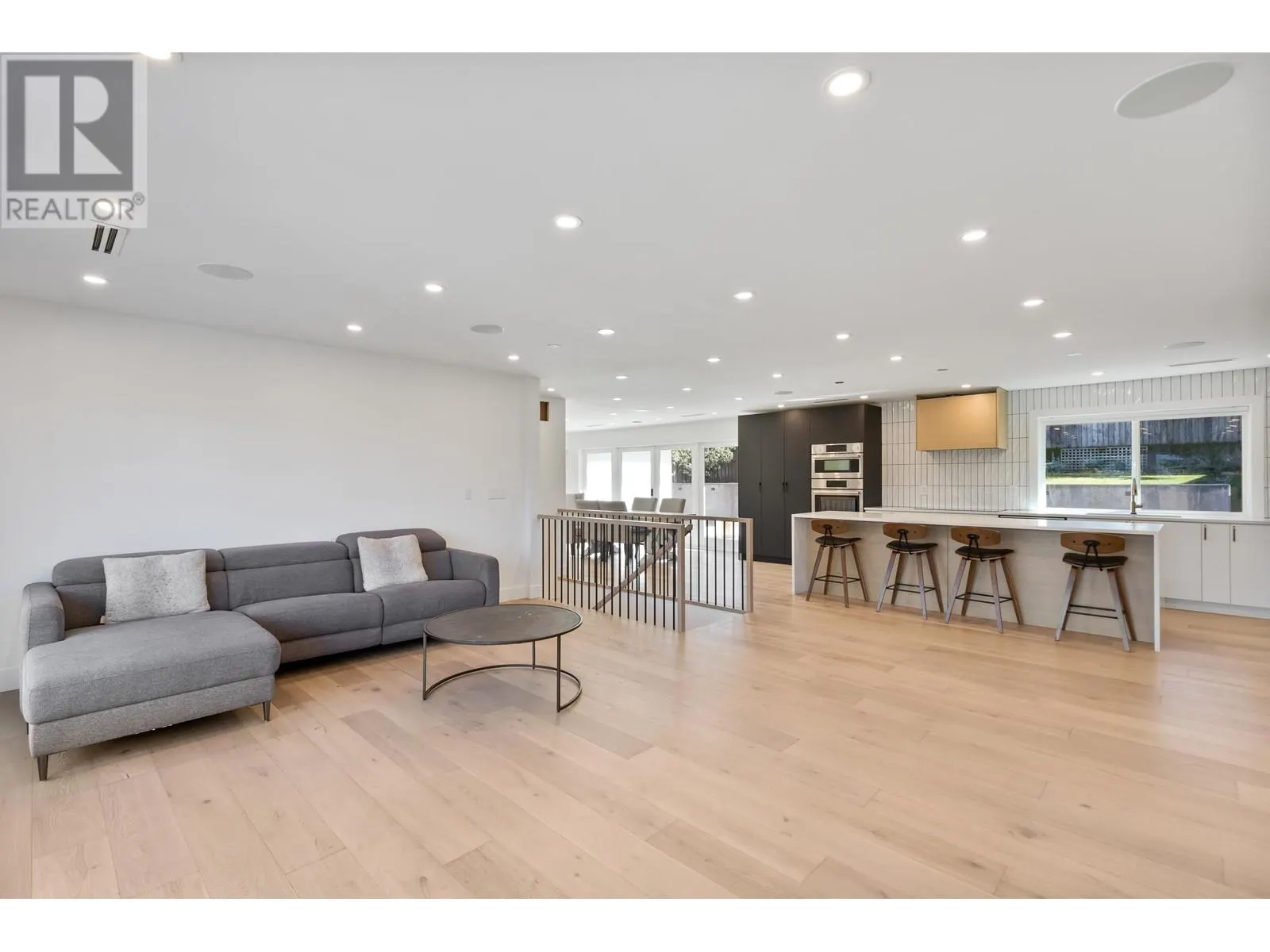2314 ONEIDA DRIVE