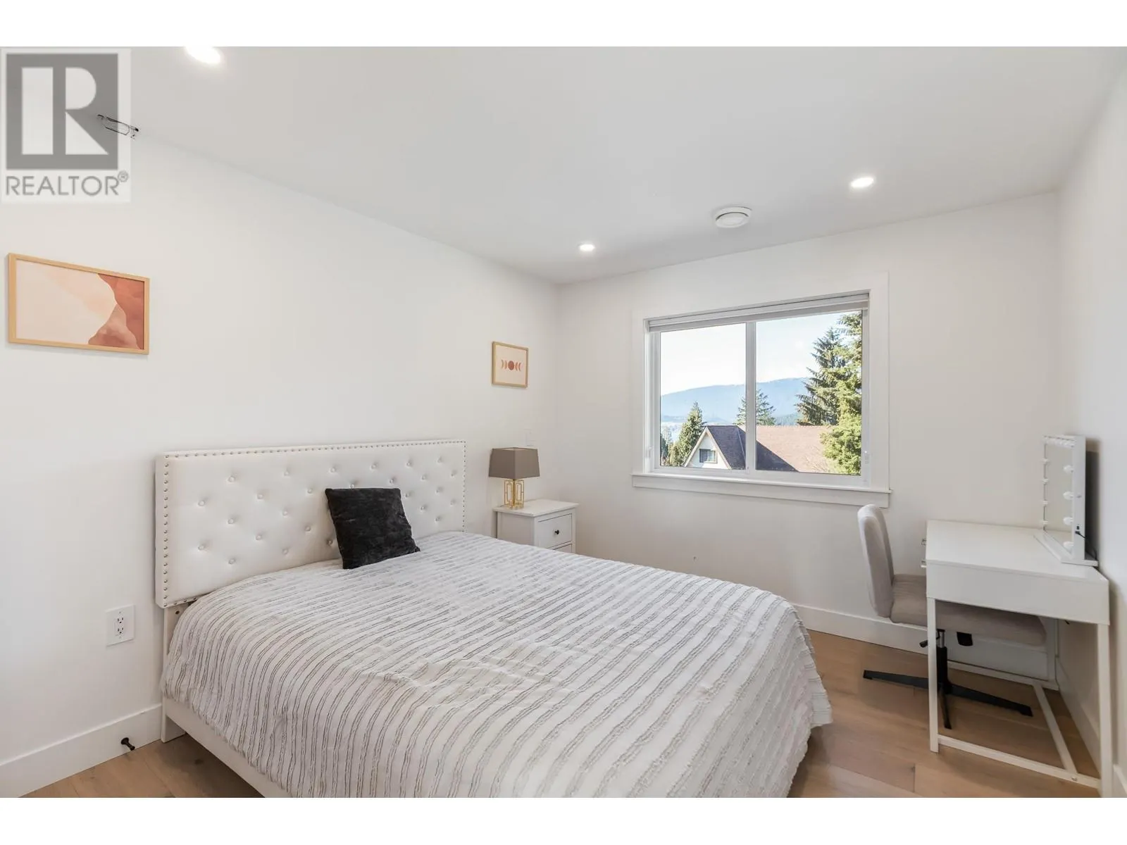 2314 ONEIDA DRIVE