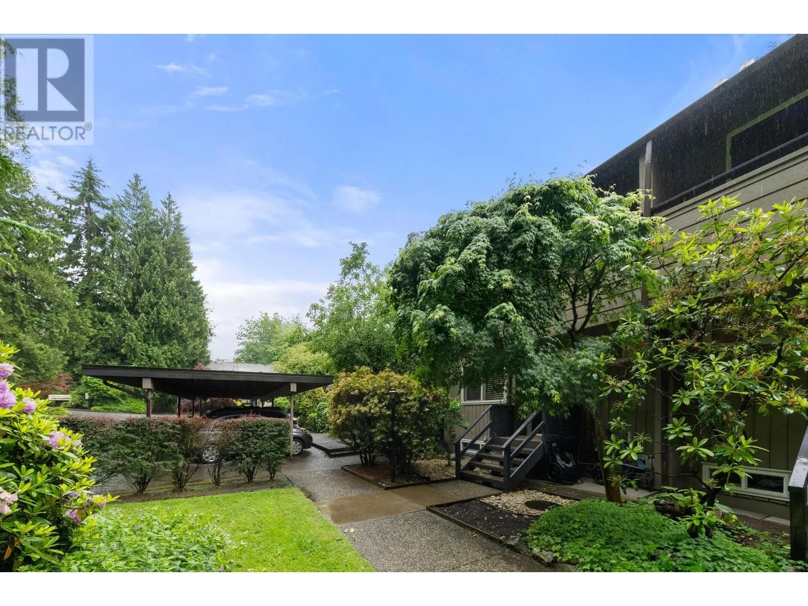 2393 MOUNTAIN HIGHWAY