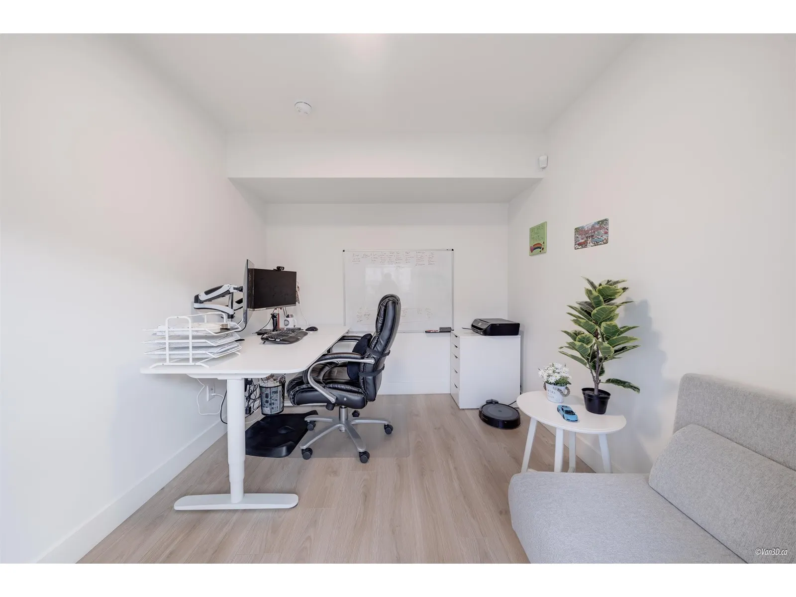 95 7670 207 STREET