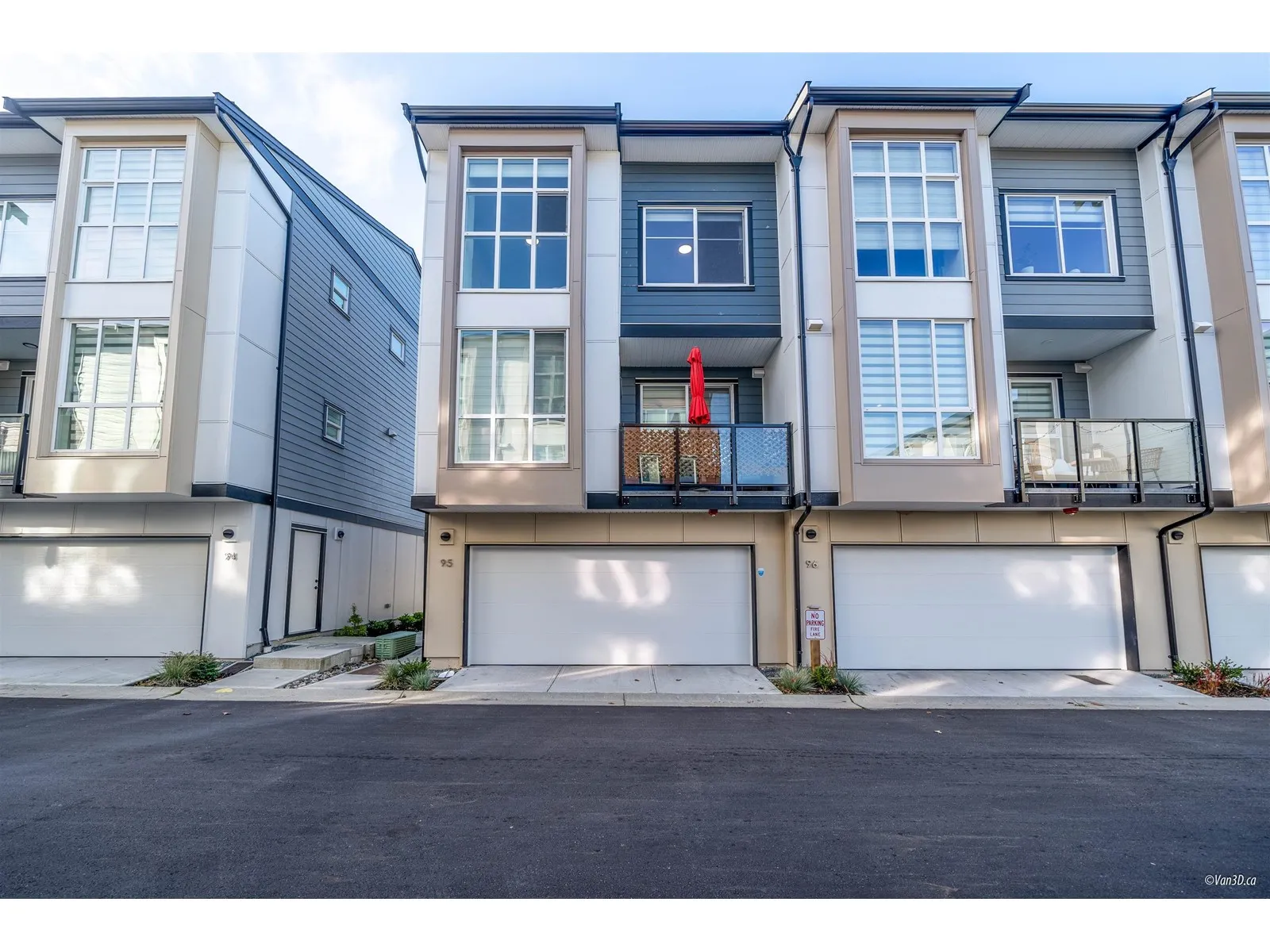 95 7670 207 STREET