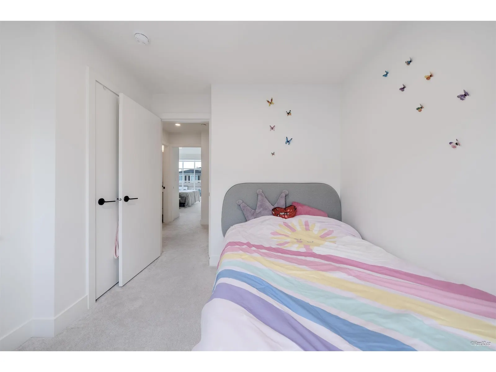 95 7670 207 STREET