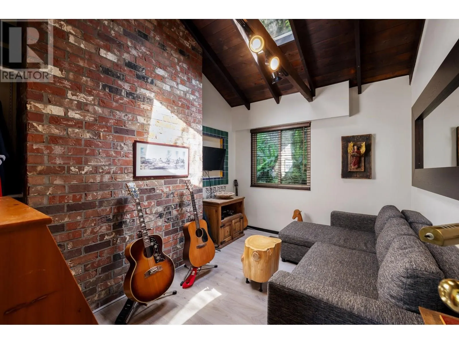 315 BAYVIEW ROAD