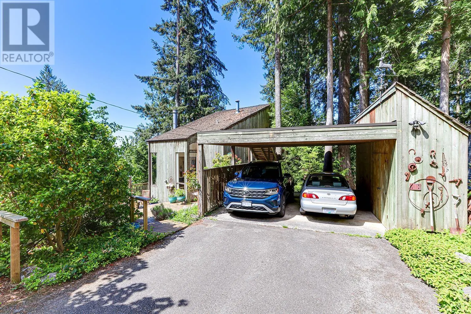 325 OCEANVIEW ROAD
