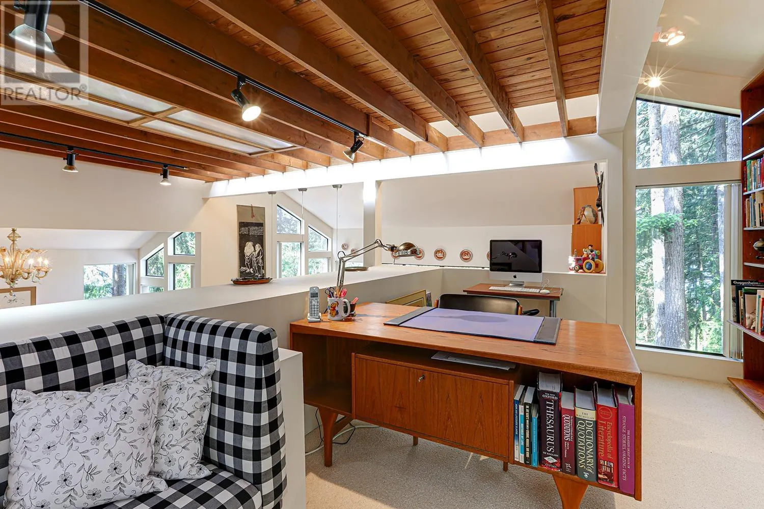 325 OCEANVIEW ROAD