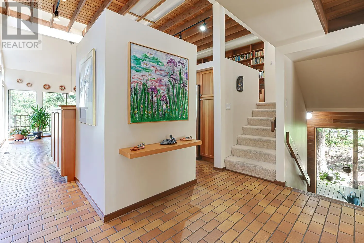 325 OCEANVIEW ROAD