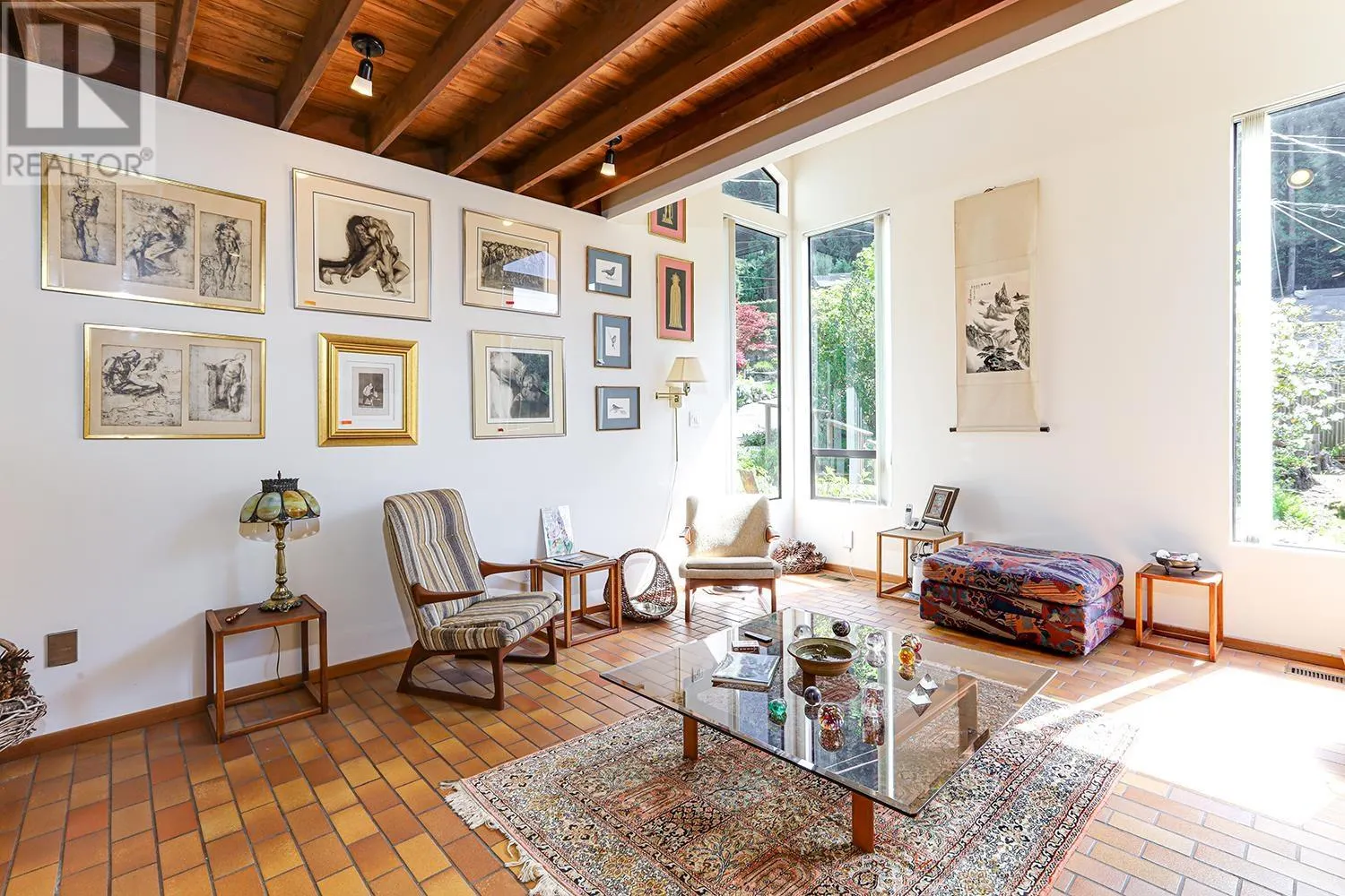 325 OCEANVIEW ROAD