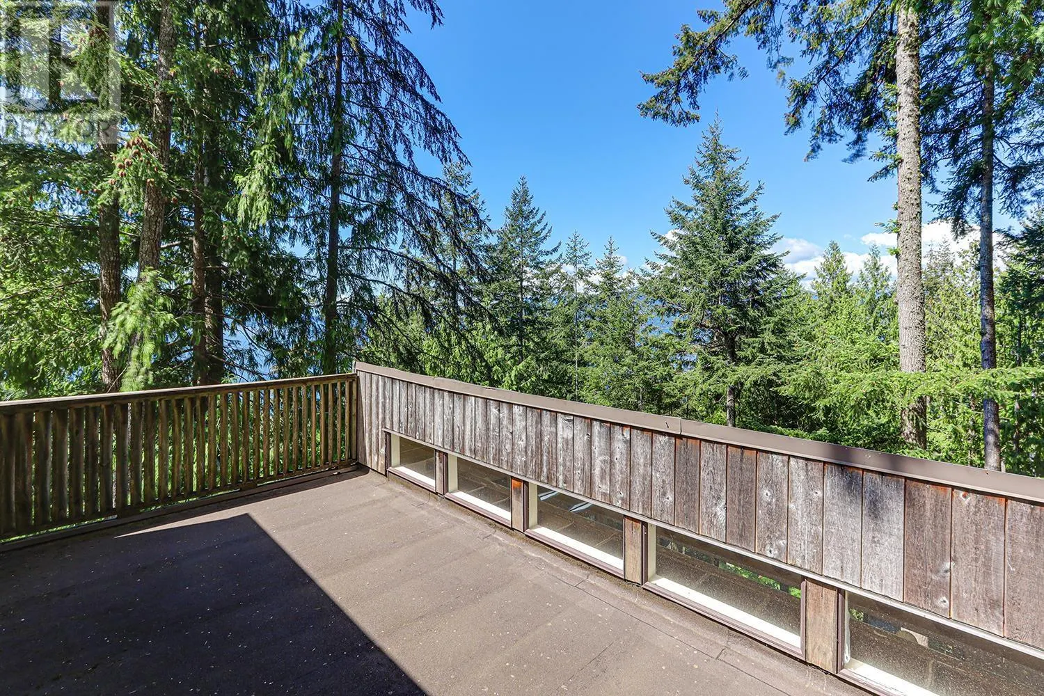 325 OCEANVIEW ROAD