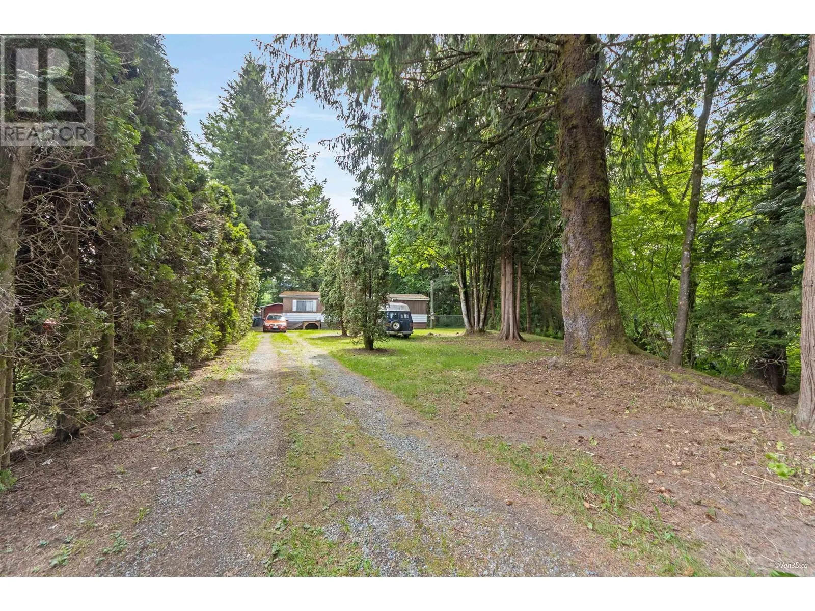 25 BRACKEN PARKWAY
