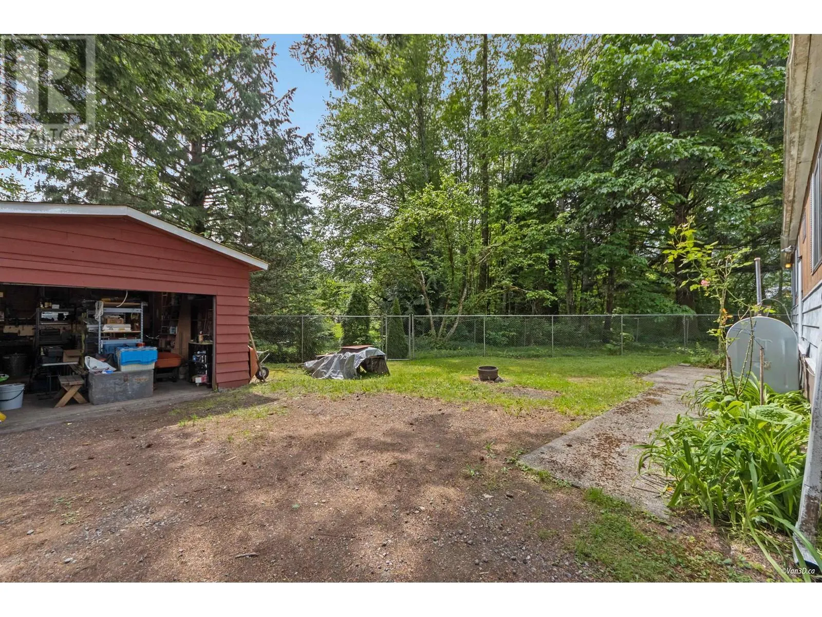 25 BRACKEN PARKWAY
