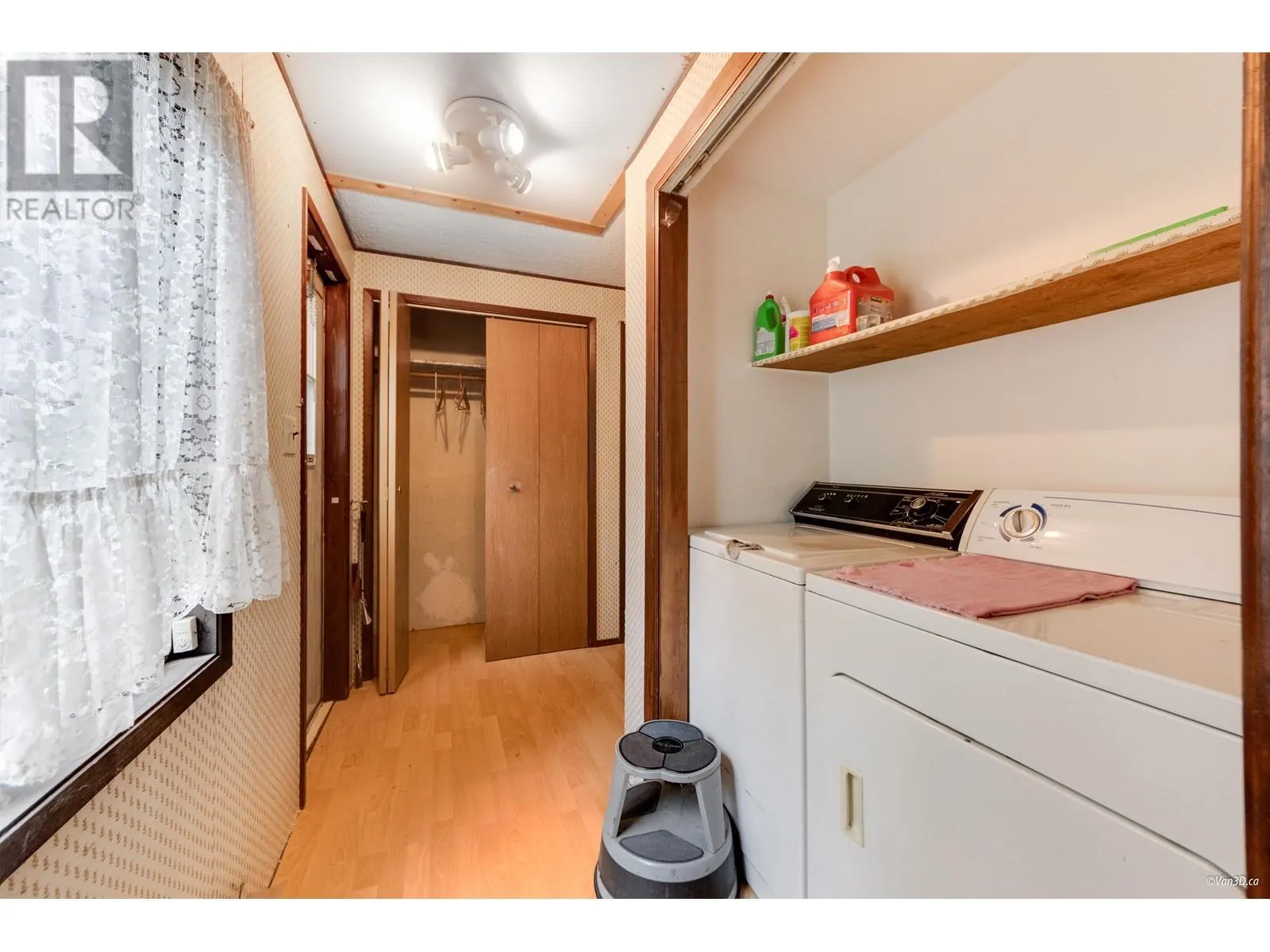 25 BRACKEN PARKWAY