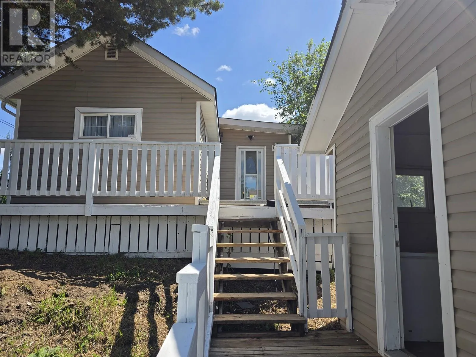 443 HARTLEY STREET