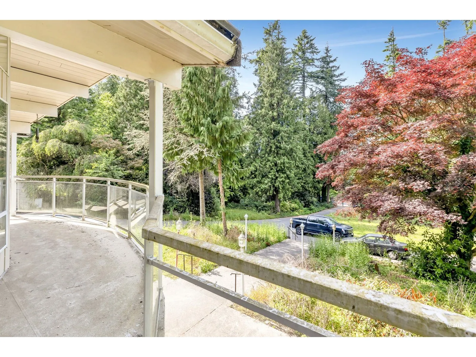 13838 CRESCENT ROAD