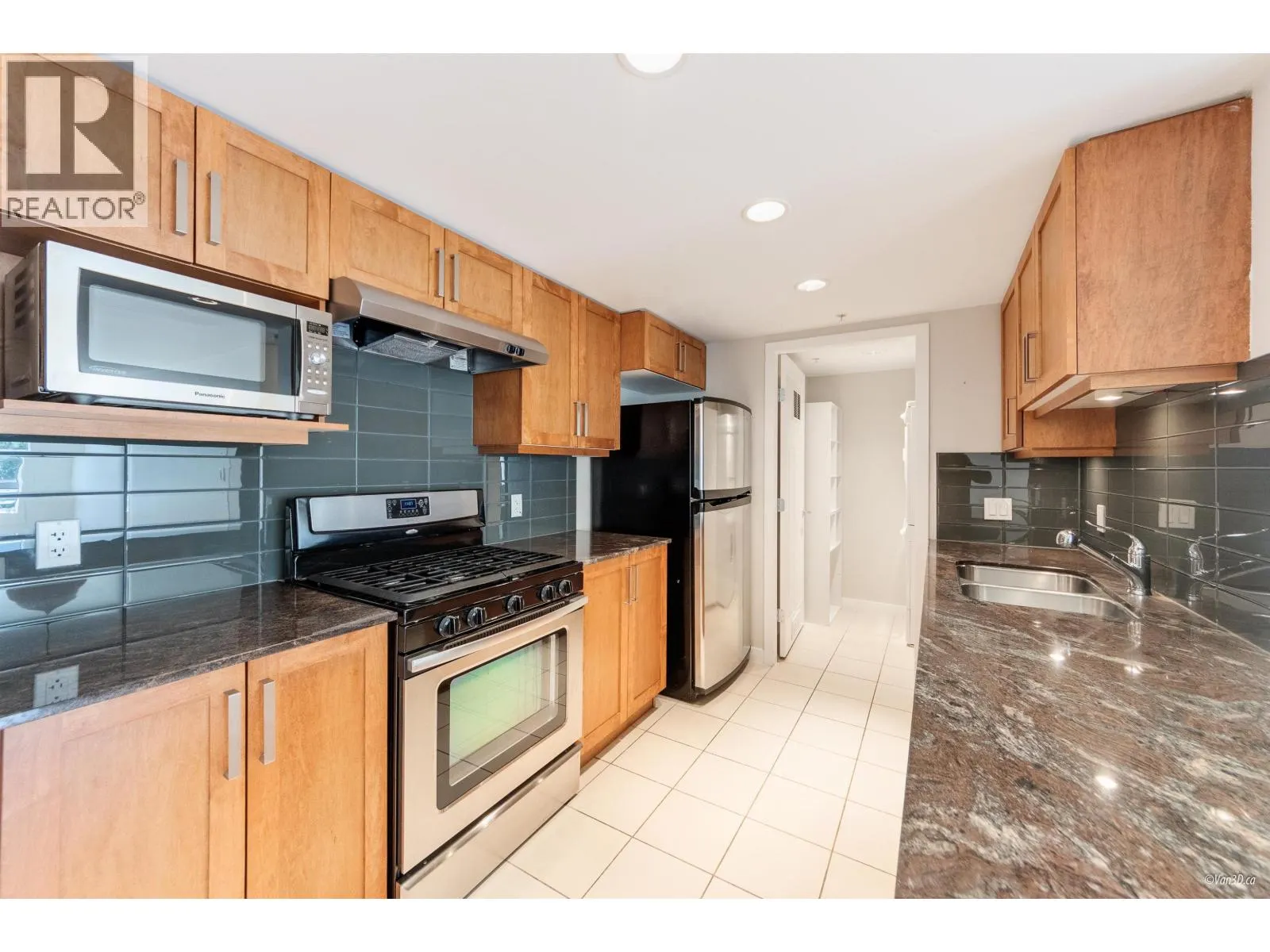 507 1212 MAIN STREET