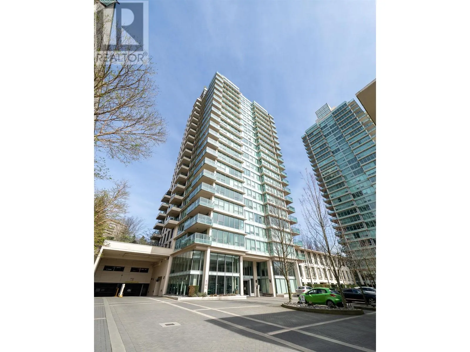 801 2200 DOUGLAS ROAD
