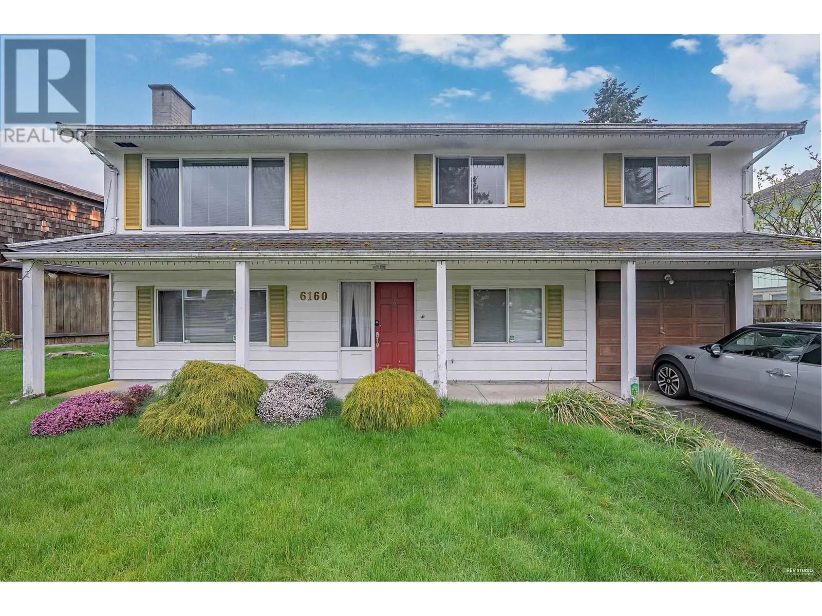 6160 REDFERN CRESCENT