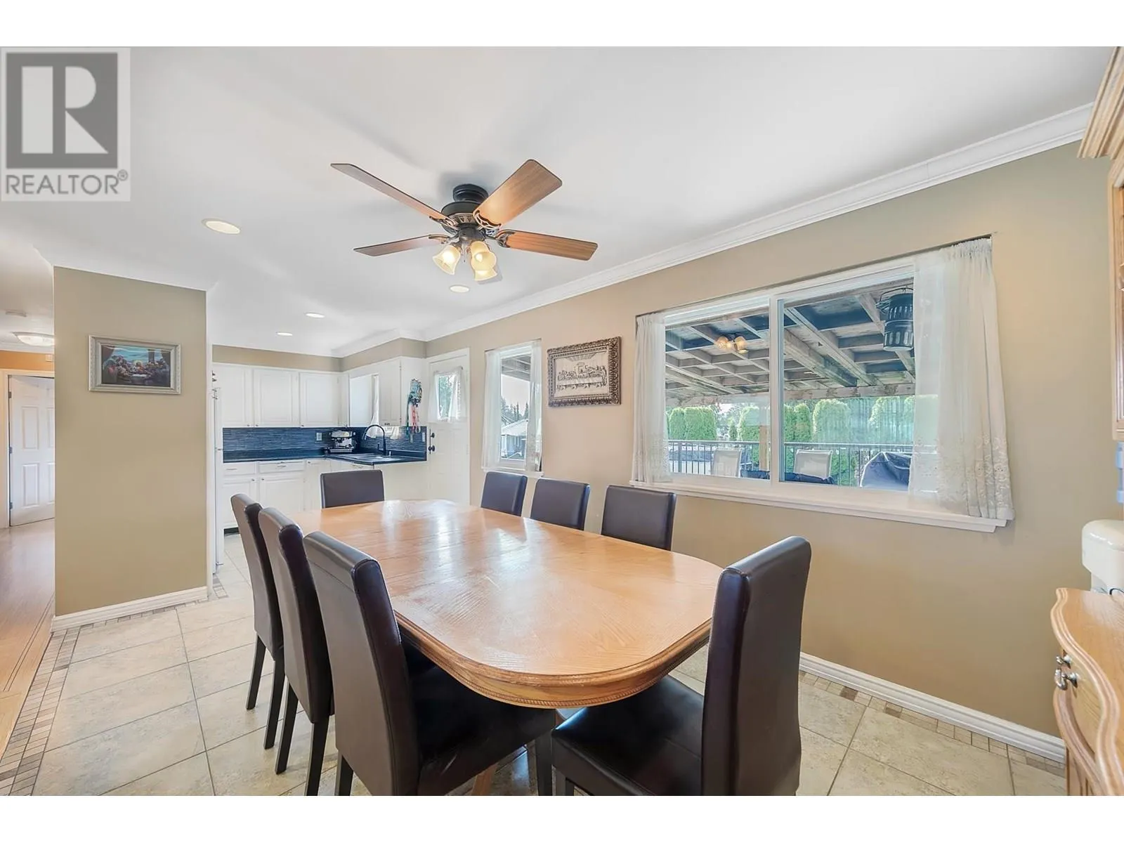 325 SEAVIEW DRIVE