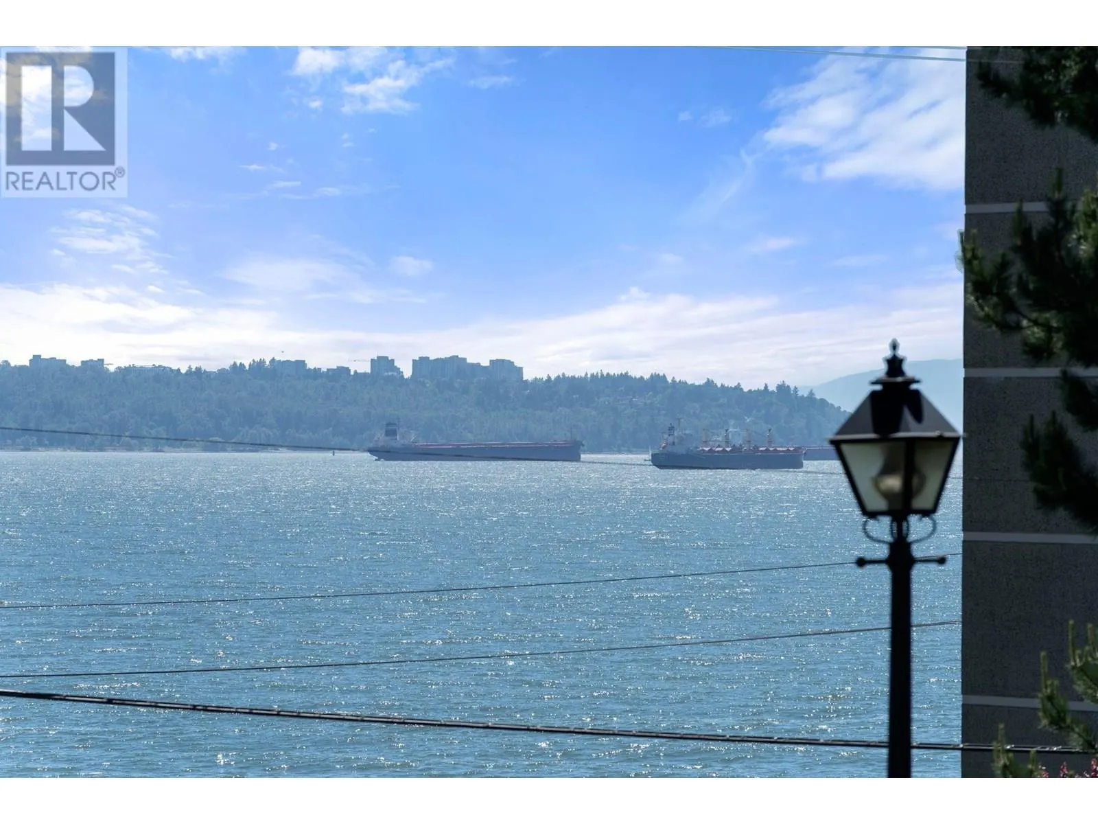 101 2202 MARINE DRIVE