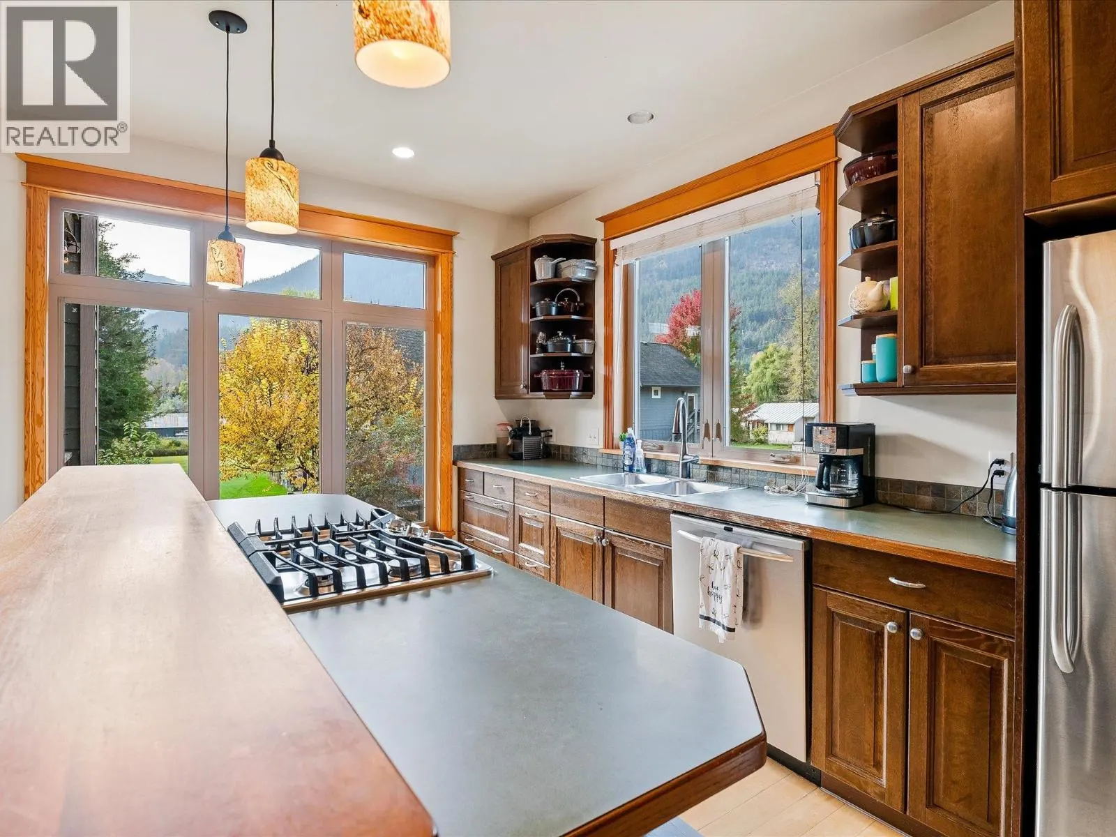 7601 PEMBERTON MEADOWS