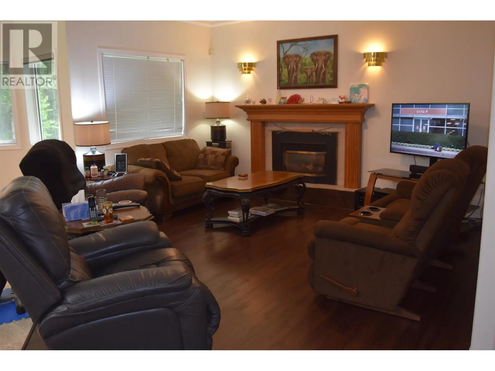 1531 BEACH CRESCENT