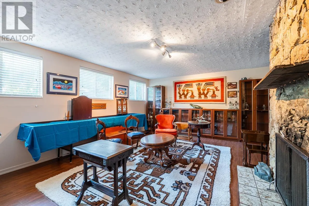 3031 DUVAL ROAD