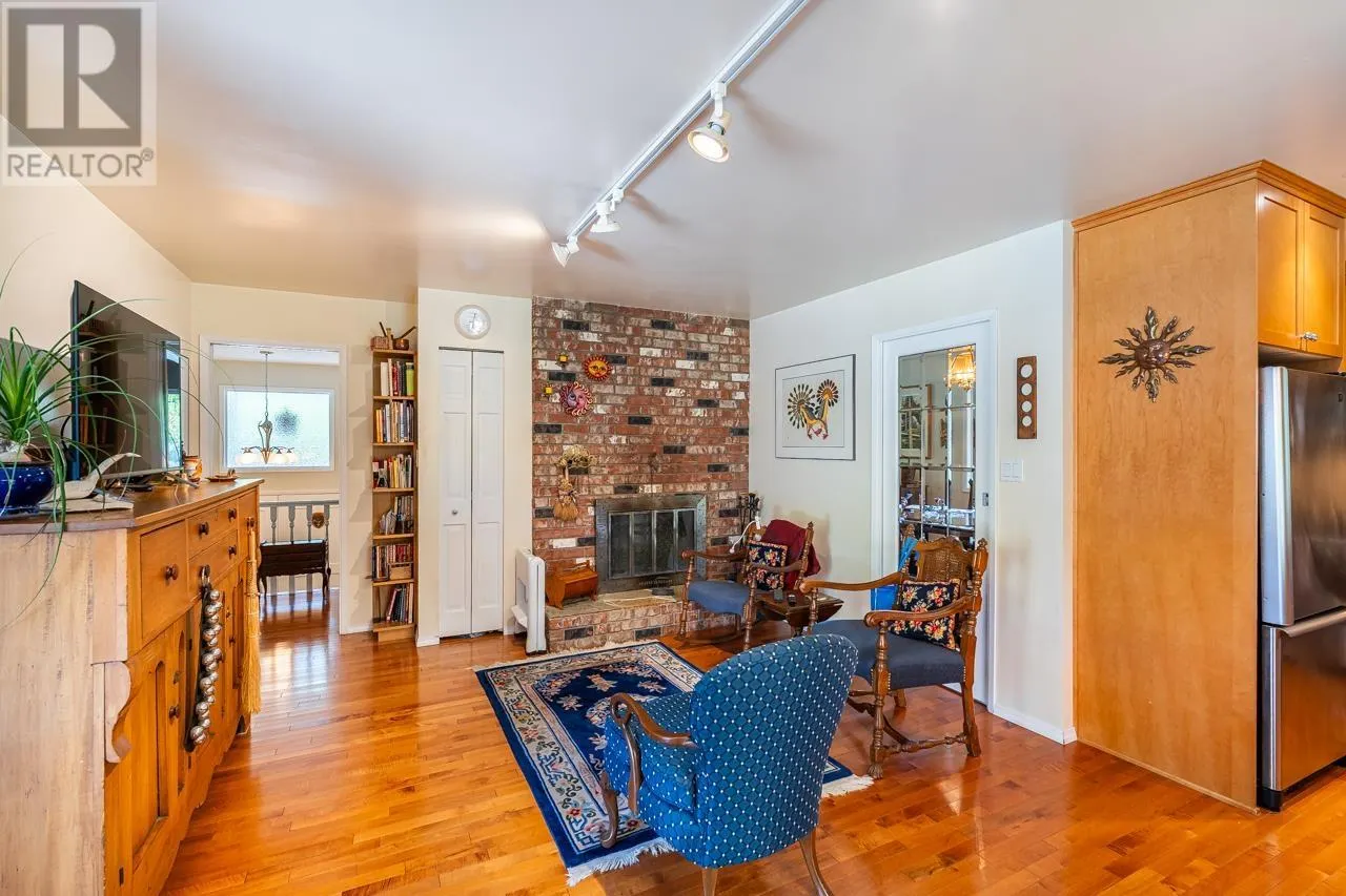 3031 DUVAL ROAD