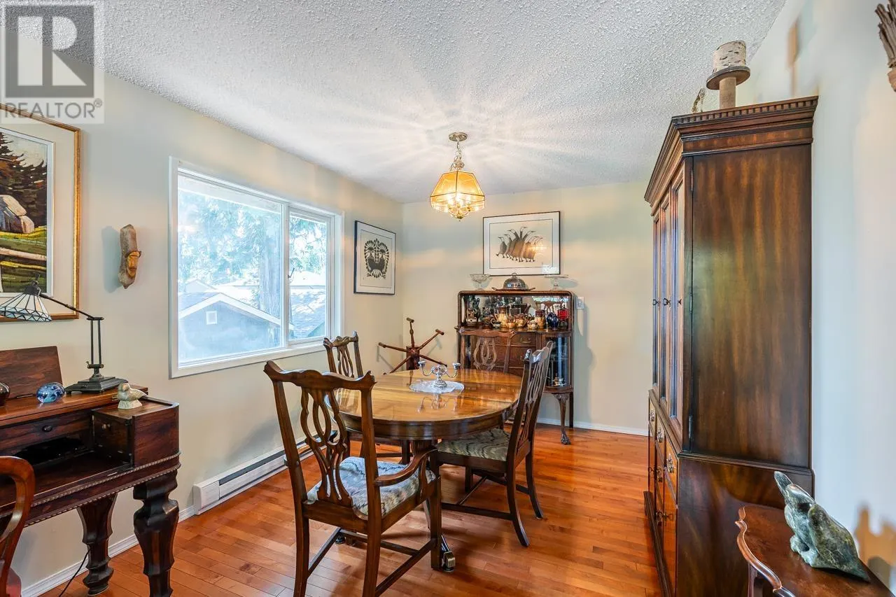 3031 DUVAL ROAD