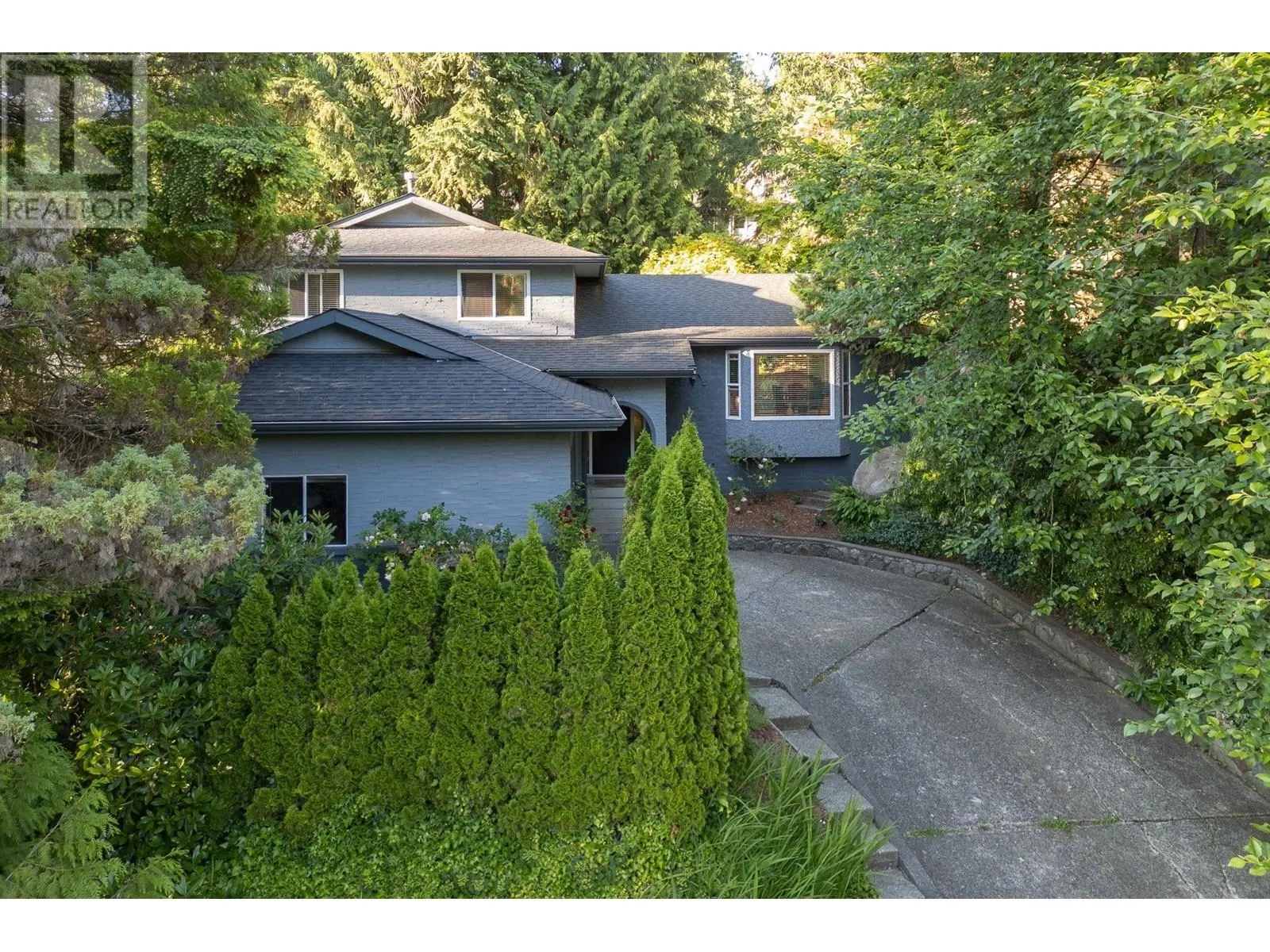 9 SYMMES BAY
