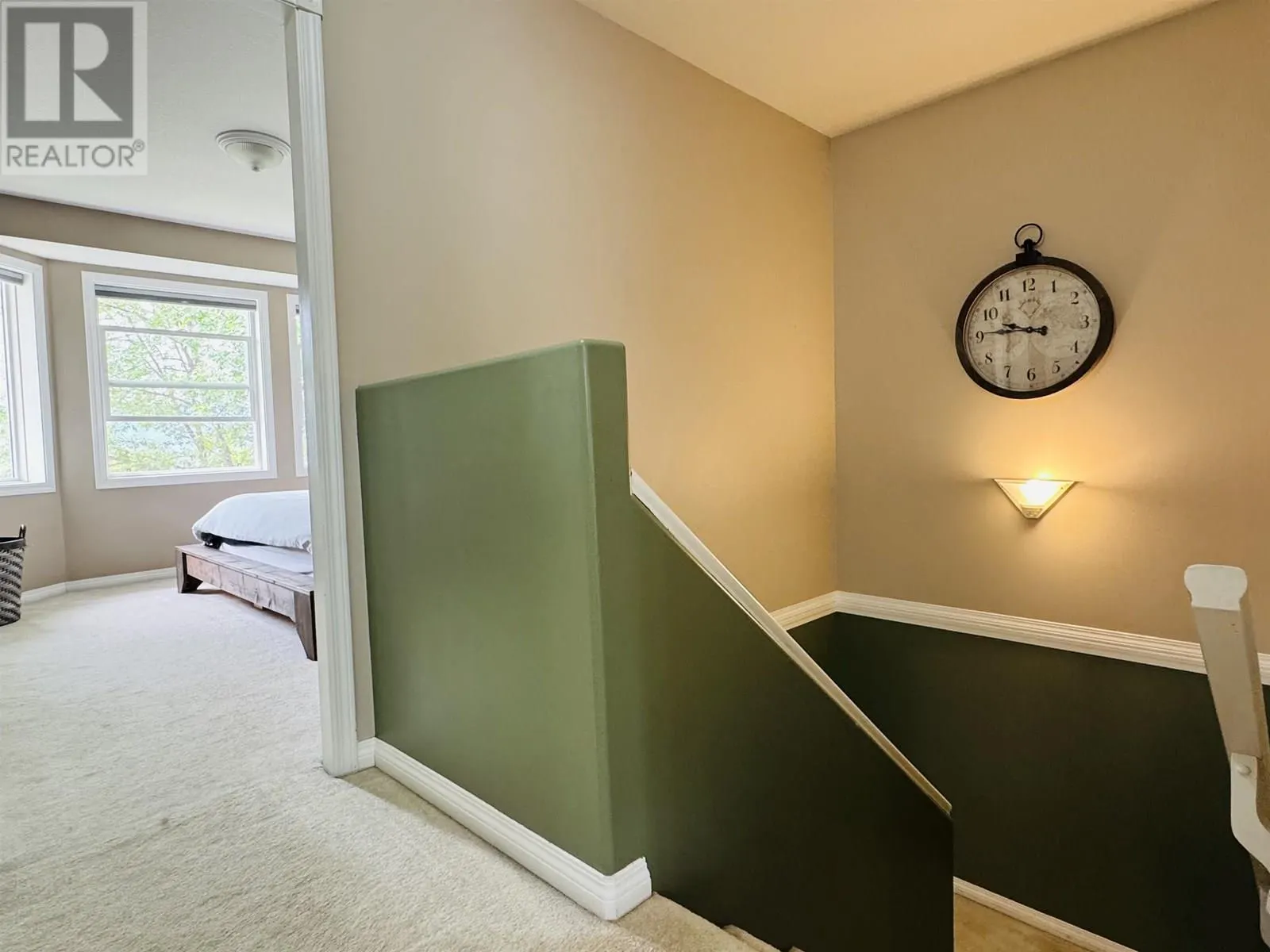 6 350 PEARKES DRIVE